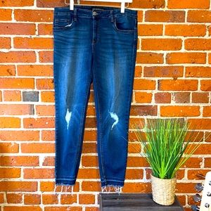 Prosperity Jeans Mid Rise scrip, Size 32P